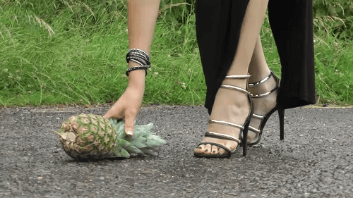 Angel 2 - Crushing Objects with her Range Rover: GirlsLoveCrushing.com