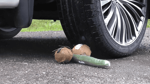 Angel 2 - Crushing Objects with her Range Rover: GirlsLoveCrushing.com