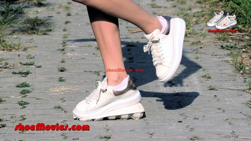 Girl crushes in Alexander McQueen Sneakers 2-D (0279)