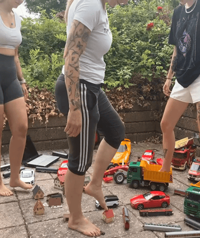 akira-socks-model-car