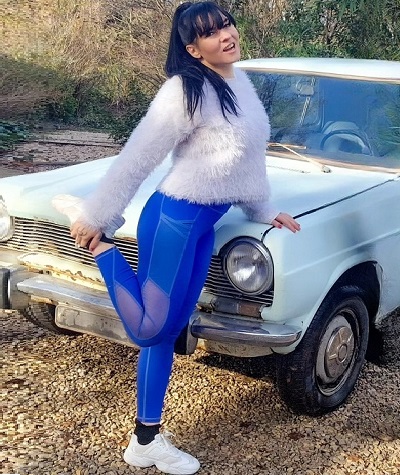 laky-sneakers-car-crush